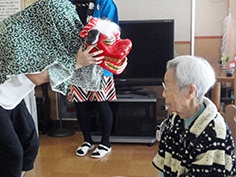 獅子舞　１年の健康を願って